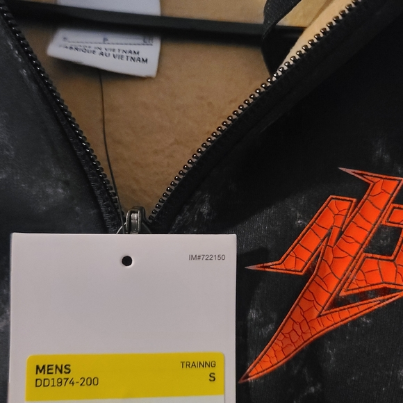 Nike hoodie, Therma Fit, small, like new - Picture 5 of 5